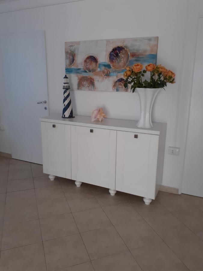 Villetta Dei Fiori, Vicino Spiaggia Di Punta Pizzo Галиполи Екстериор снимка